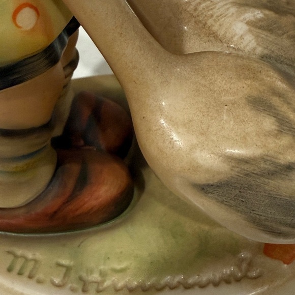 Hummel #47/0 Goose Girl 1950s Marked and Signed Hard  to Find  Vintage 5 inches - Picture 5 of 6